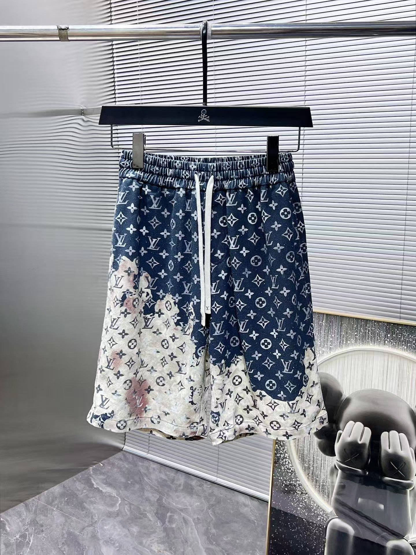 L's Home Leisure Cow Pattern Gradient Shirt