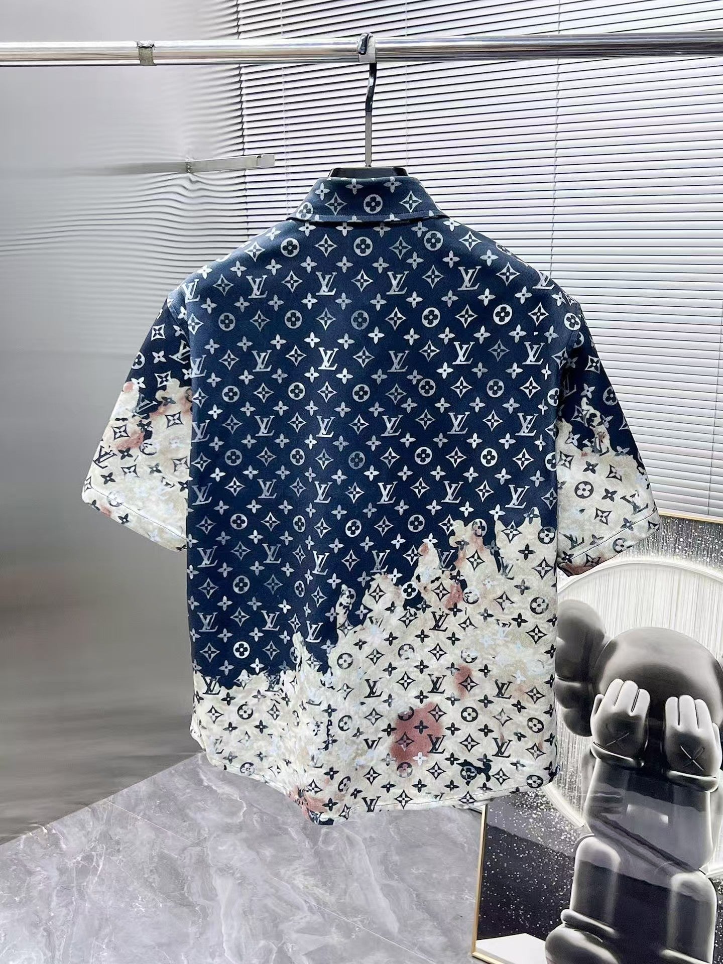 L's Home Leisure Cow Pattern Gradient Shirt