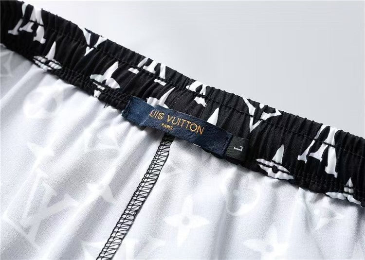 L's breathable and comfortable classic black shirt set