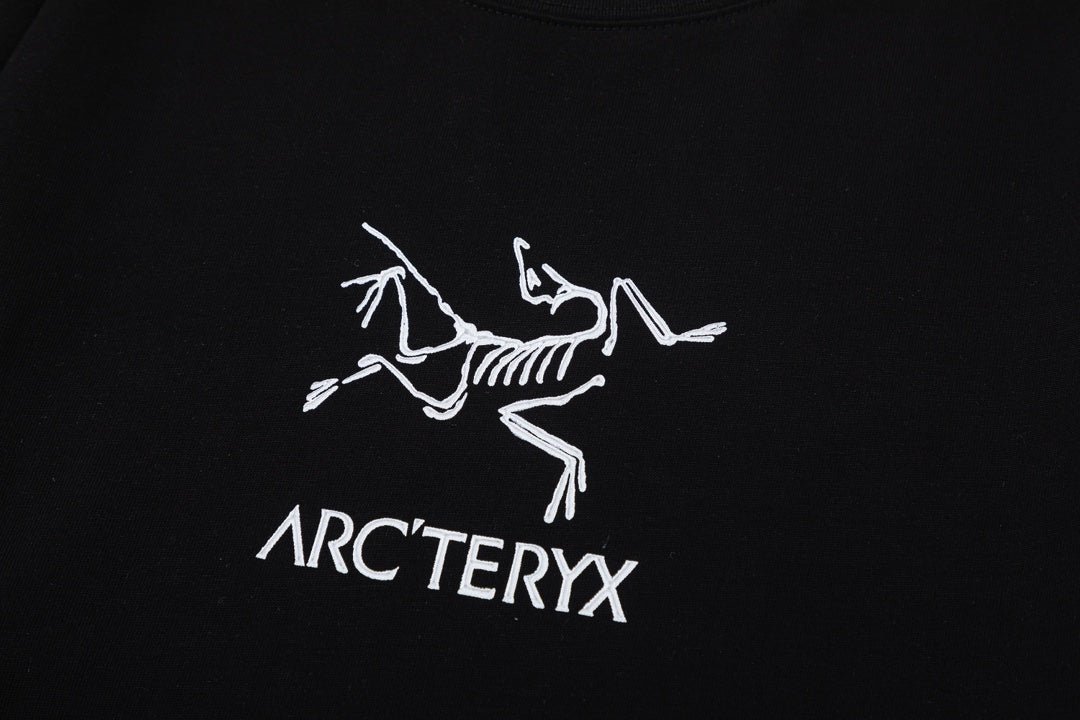 Bird letter logo printed sweatshirt