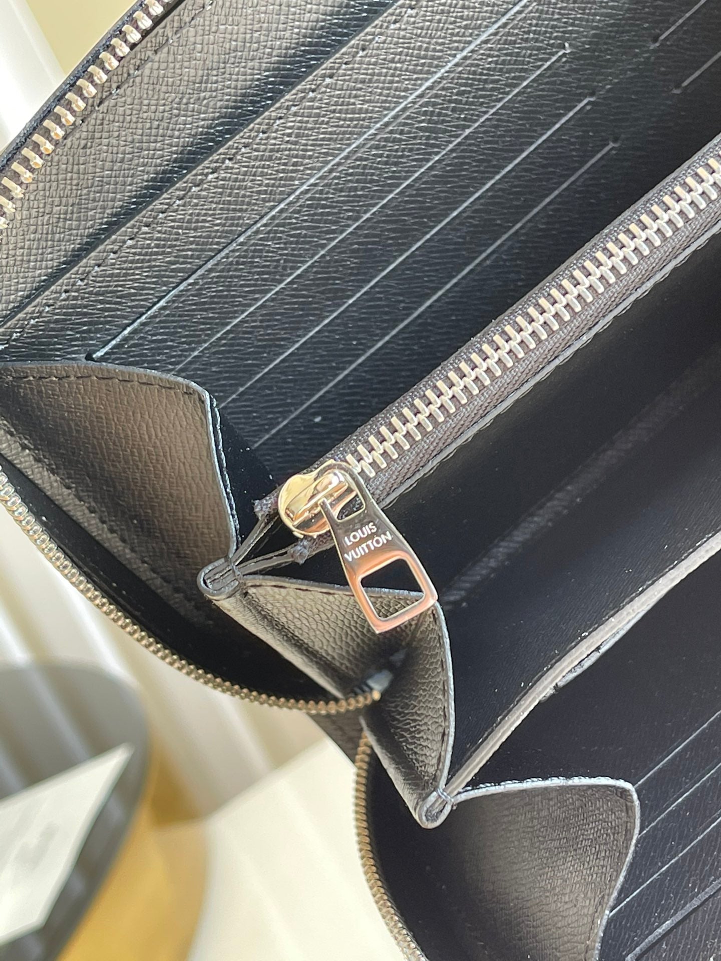 L's Classic Wallet Bag 0036
